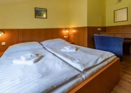 Eka 3* Brezno