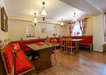 Eka Guest house