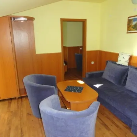 Guest house Eka 3*